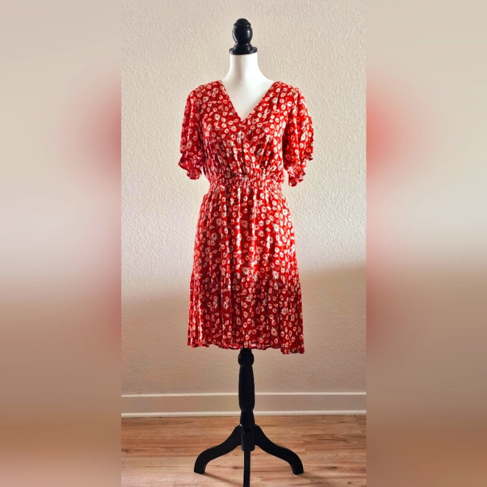 IDYLLWIND x Miranda Lambert Tangerine dress w/daisy detailing andPOCKETS! SIZE M